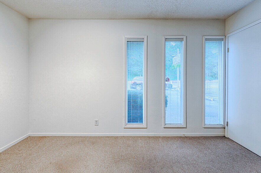 More Photos Of 4038 Montgomery Dr, Santa Rosa Office For Sale