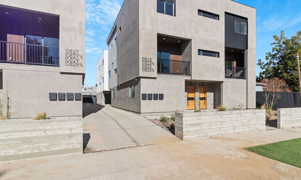 More Photos Of 10821 Hartsook St, North Hollywood Apartments For Sale