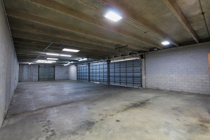 More Photos Of 611-635 E Ashby Rd, Florence General Retail For Sale