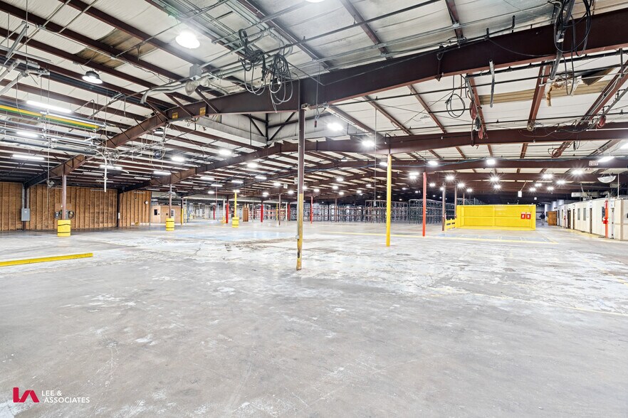 More Photos Of 1330 Atlanta Hwy, Madison Manufacturing For Sale