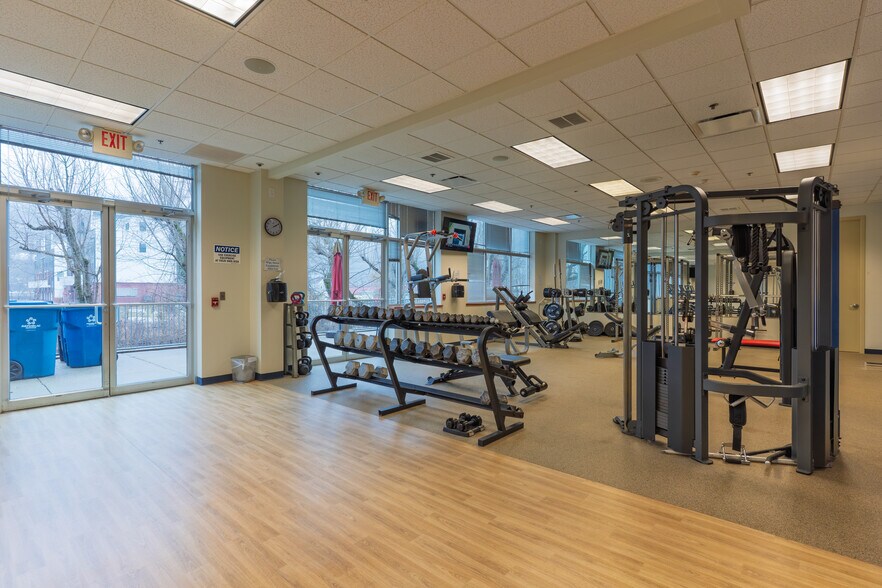 More Photos Of 951-1001 E Hector St, Conshohocken Unknown For Lease