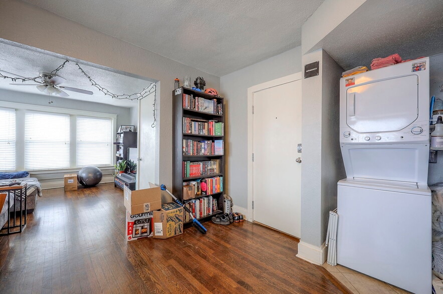 More Photos Of 4226-4228 Locust St, Kansas City Apartments For Sale