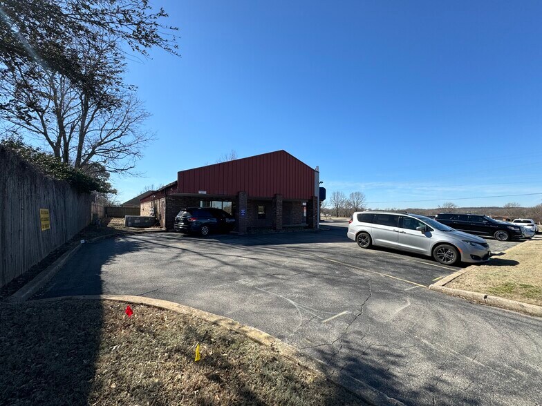 More Photos Of 13101 S Elwood Rd, Glenpool General Retail For Lease