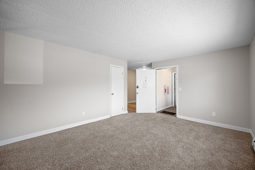 More Photos Of 340 Gahart Dr, Colorado Springs Apartments For Sale