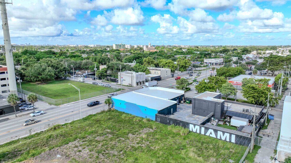More Photos Of 101-103 NE 79th St, Miami Loft Creative Space For Sale
