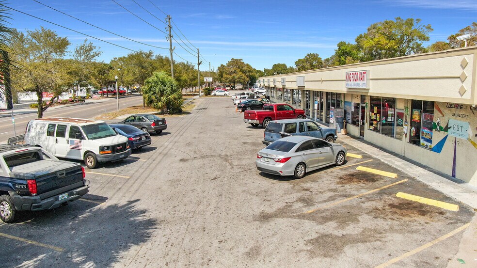 More Photos Of 1952 49th St S, Saint Petersburg Storefront For Sale