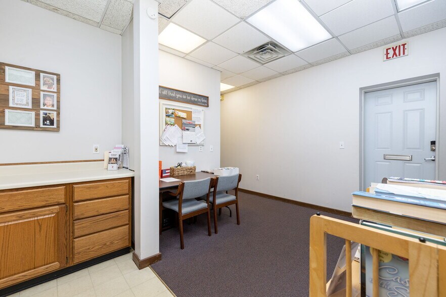 More Photos Of 704-708 Sumner Ave, Springfield Office Residential For Sale