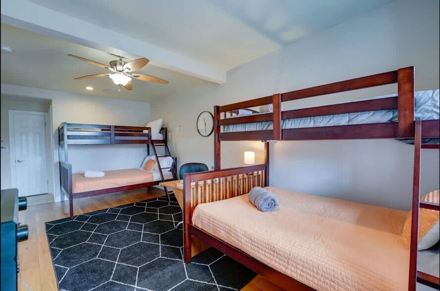 More Photos Of 3280 Gillette St, San Diego Apartments For Sale