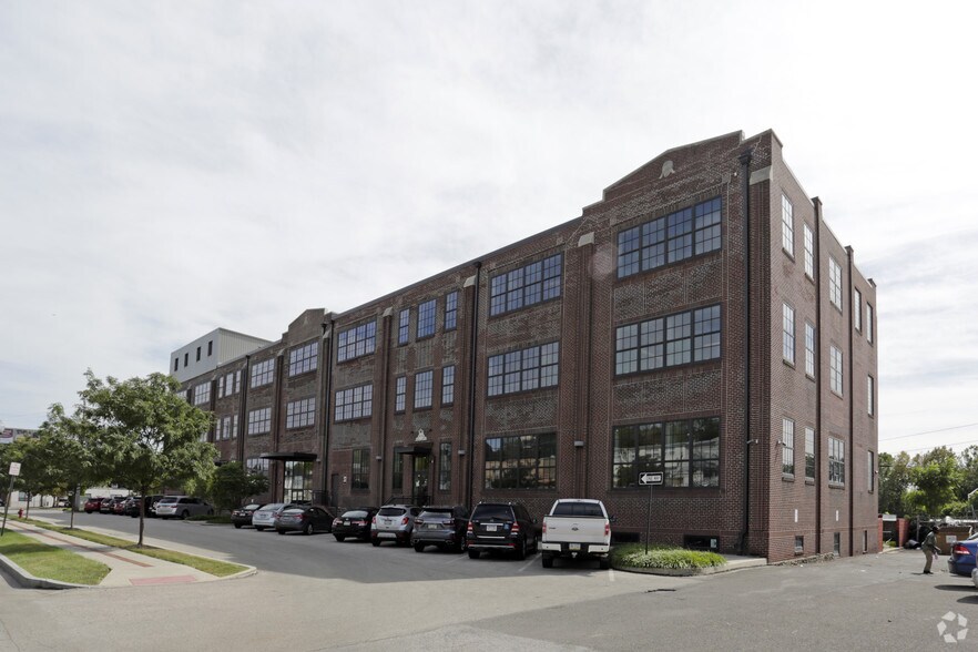 More Photos Of 910 E Main St, Norristown Office For Lease