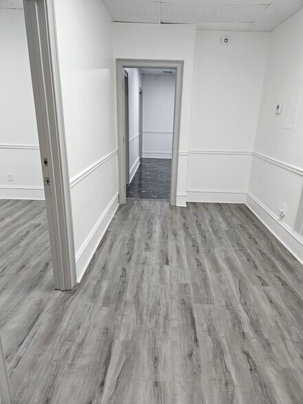 More Photos Of 7171 Jonesboro Rd, Morrow Office For Lease