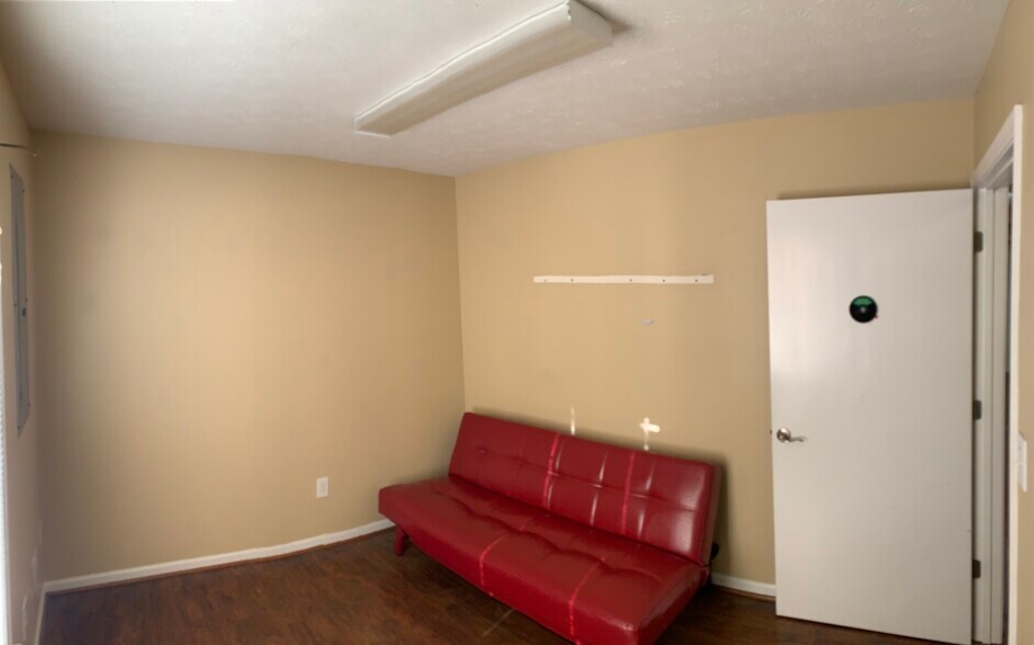 More Photos Of 40 Stoneridge Dr, Waynesboro Office For Lease