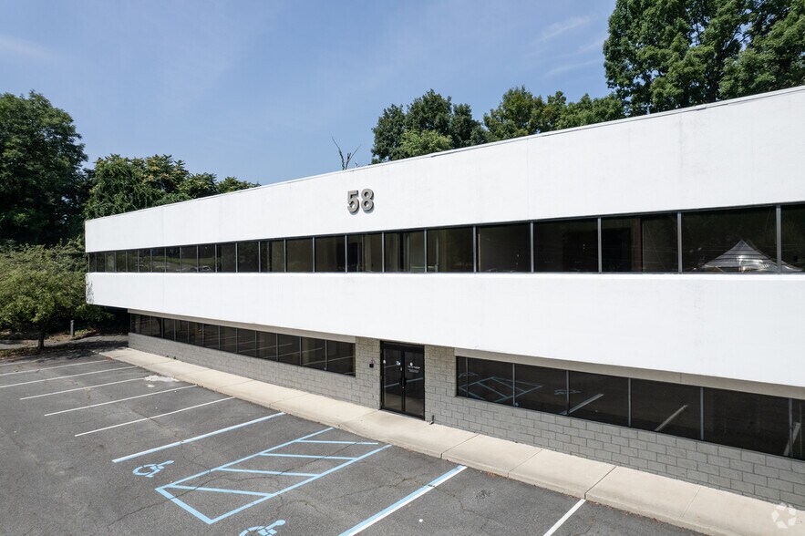 More Photos Of 58 US Highway 46, Budd Lake Office For Lease