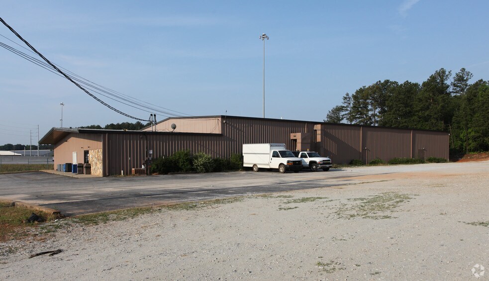 More Photos Of 8185 Old City Pond Rd, Covington Truck Terminal For Sale