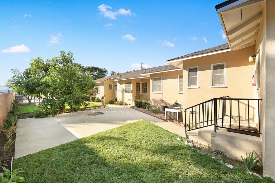 More Photos Of 1047 N San Gabriel Ave, Azusa Apartments For Sale
