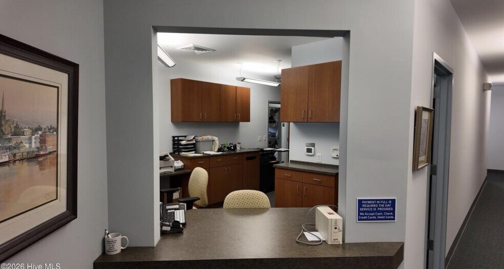 More Photos Of 2515 Delaney Ave, Wilmington Medical For Lease