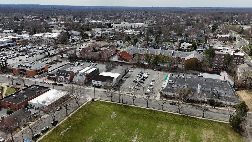 More Photos Of 195 Elm St, Westfield Office For Lease