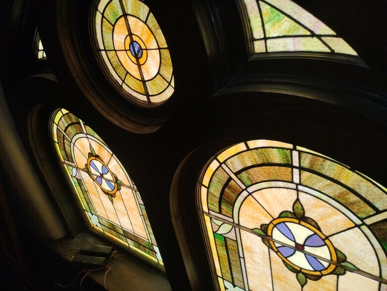 More Photos Of 906 Elm St, Coffeyville Religious Facility For Sale