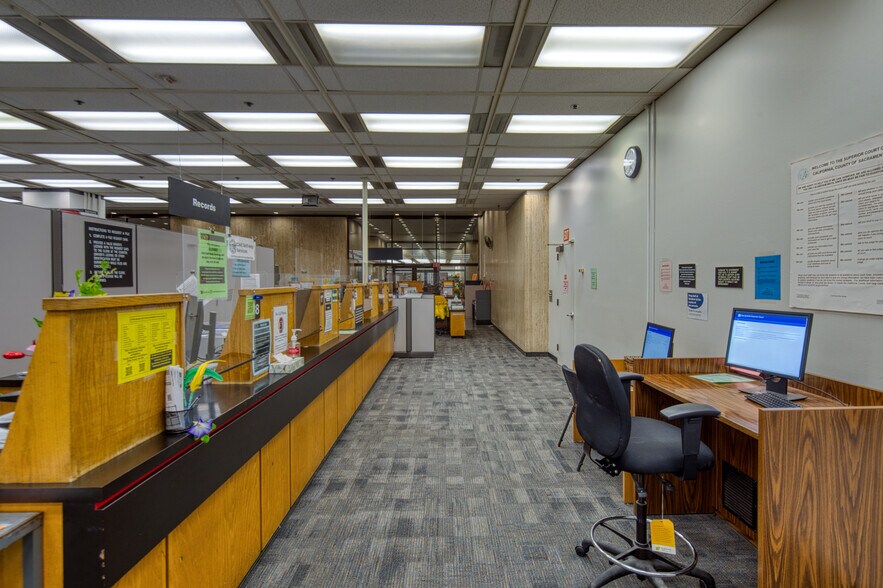 More Photos Of 720 9th St, Sacramento Office For Sale