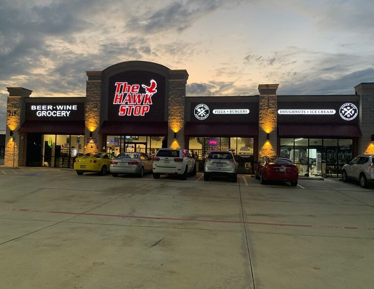 More Photos Of 219 State Highway 342, Red Oak Convenience Store For Sale