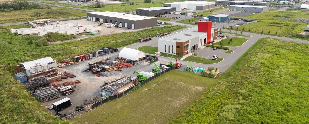 More Photos Of 224 Robot St, Vars Warehouse For Sale