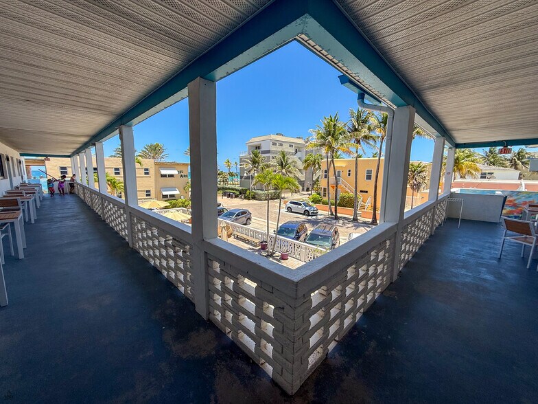 More Photos Of 315 Arthur St, Hollywood Hotel For Sale