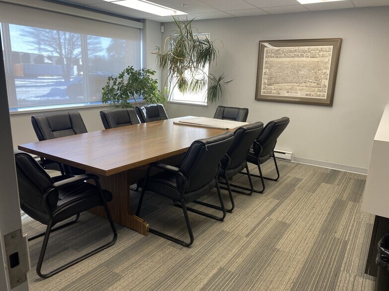 More Photos Of 40 Henri Dunant St, Moncton Office For Sale