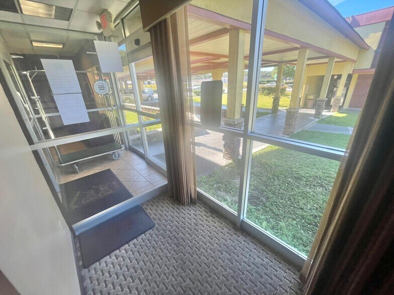 More Photos Of 1700 US-280, Phenix City Hotel For Sale