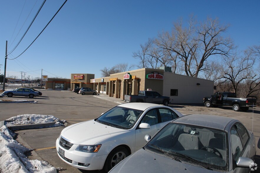 More Photos Of 204 E Grant Ave, Junction City Storefront For Sale