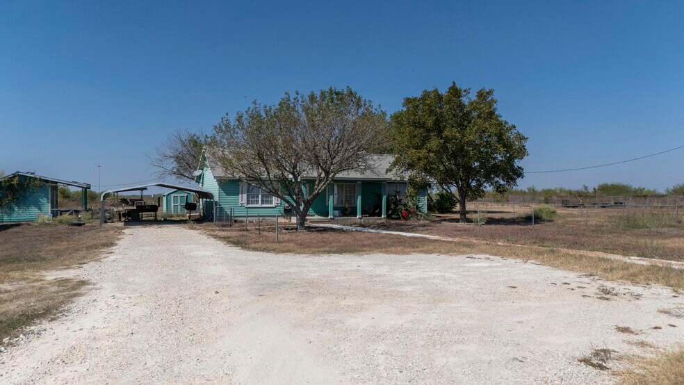 More Photos Of 6802 S Old Bastrop Hwy, San Marcos Land For Sale