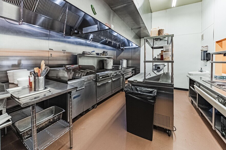 More Photos Of 443 N Commercial St, Trinidad Specialty For Sale