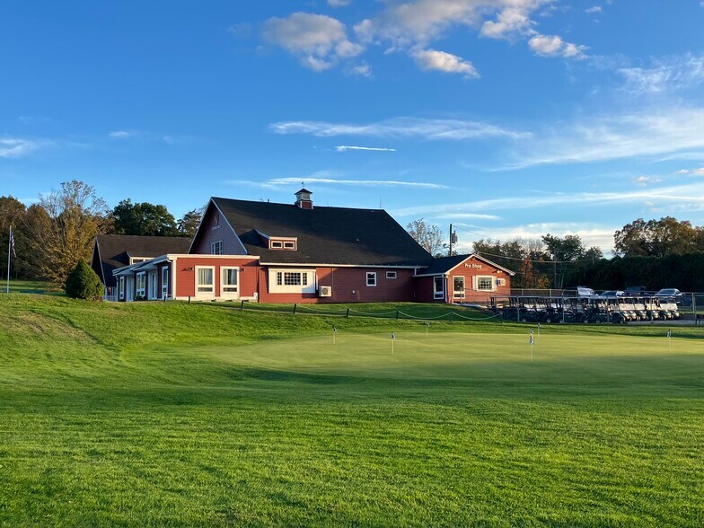 More Photos Of 20 Copper Hill Rd, East Granby Golf Course Driving Range For Sale
