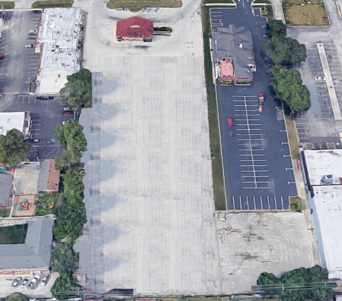 Primary Photo Of 5545 127th St, Crestwood Industrial For Lease