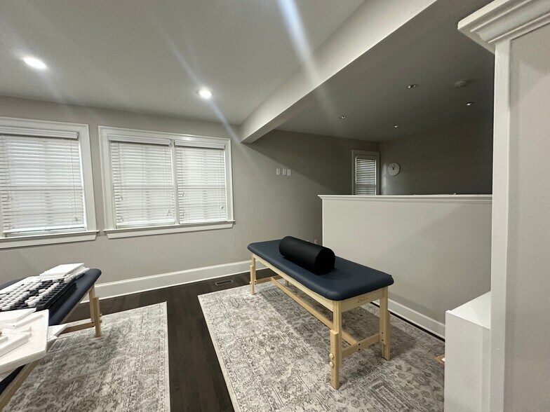 More Photos Of 5920 Odell St, Cumming Office For Sale