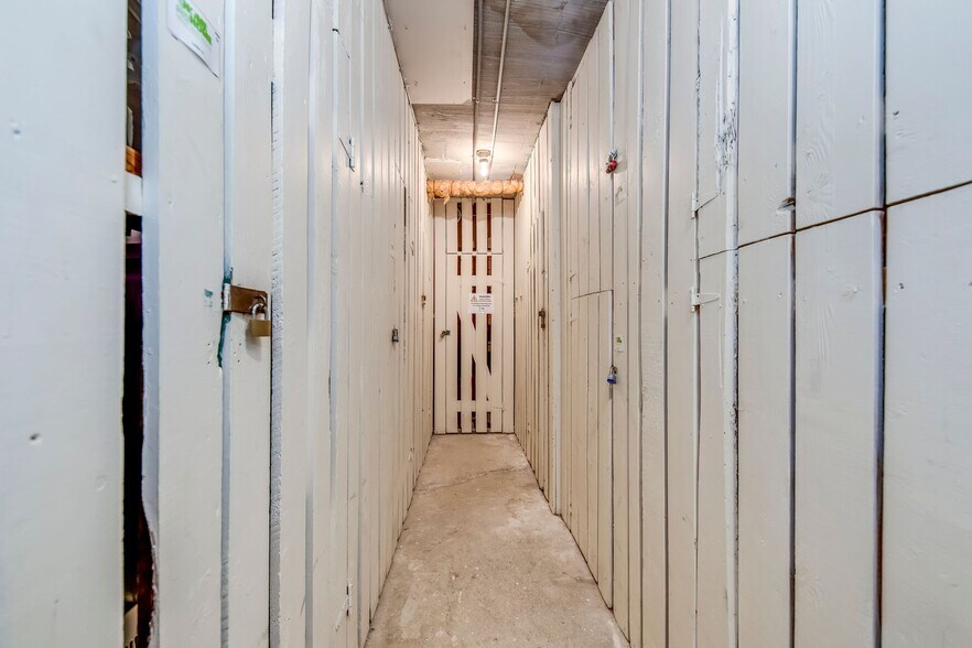 More Photos Of , Mississauga Multifamily For Sale