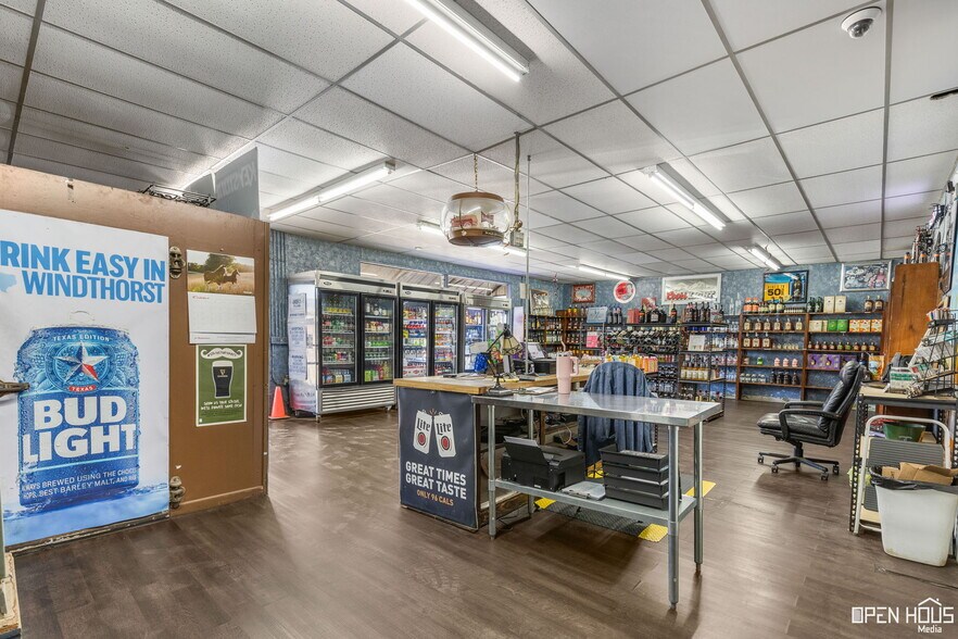 More Photos Of 18847 US-281, Windthorst Storefront Retail Office For Sale