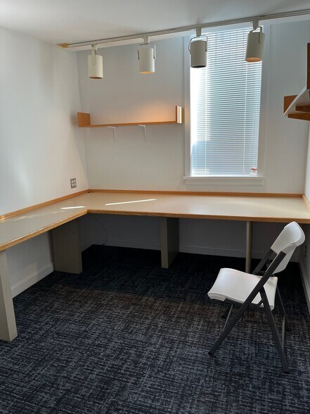 More Photos Of 114 Washington St, Norwalk Office For Sale