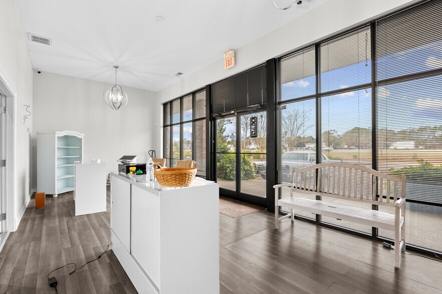 More Photos Of 11871 Plaza Dr, Murrells Inlet Office For Lease