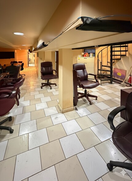 More Photos Of 3939 White Plains Rd, Bronx Storefront Retail Residential For Sale