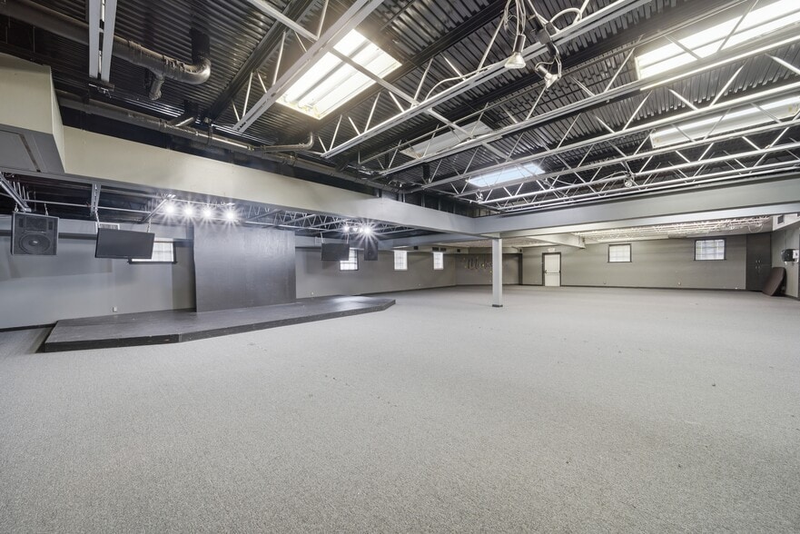More Photos Of 7100 E 31st St, Tulsa Religious Facility For Sale