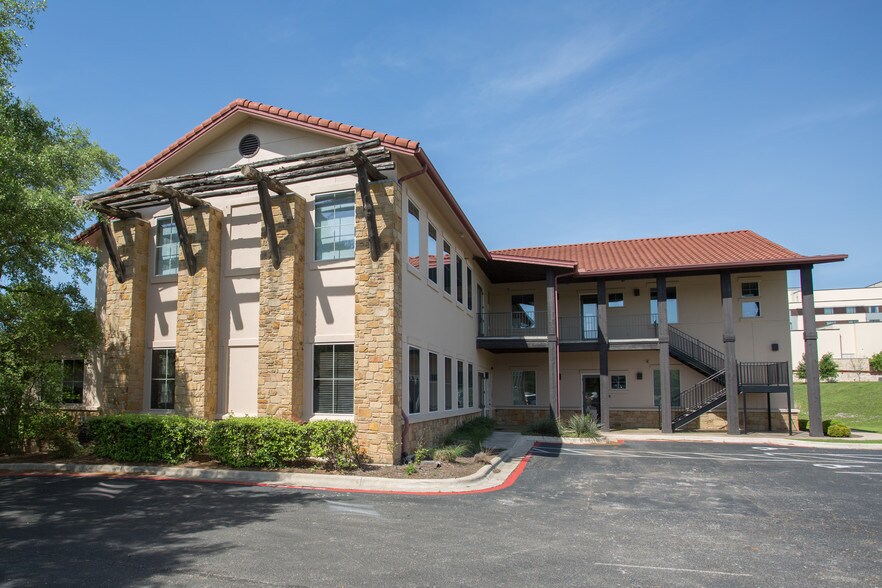 More Photos Of 3809 Juniper Trace, Bee Cave Office For Lease