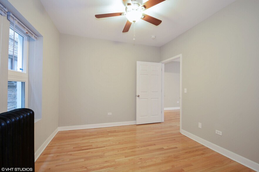 More Photos Of 8031-8035 S Drexel Ave, Chicago Apartments For Sale