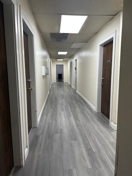 More Photos Of 191-193 Main St, Hackensack Storefront Retail Office For Lease