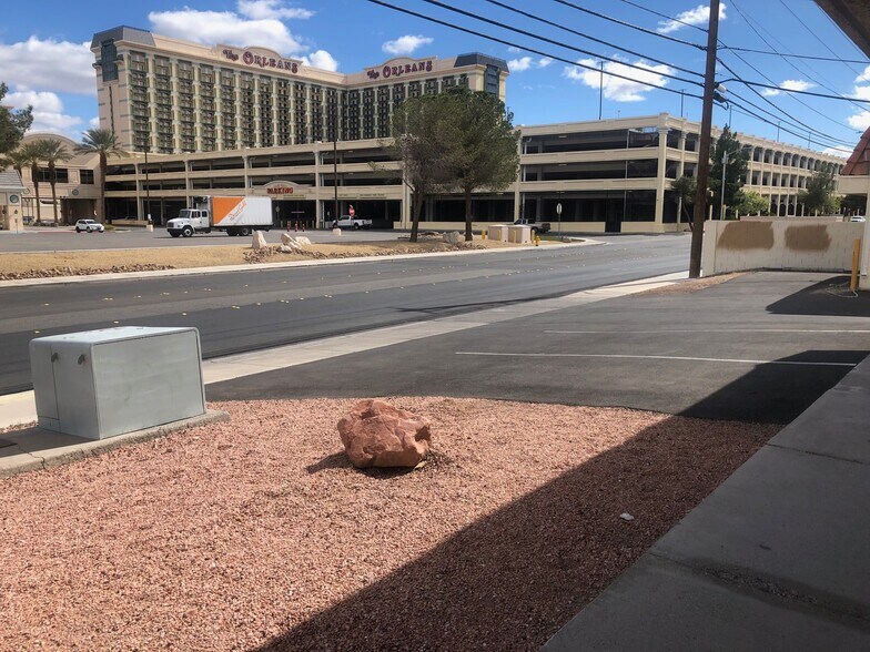 More Photos Of 4655 Quality Ct, Las Vegas Light Manufacturing For Lease