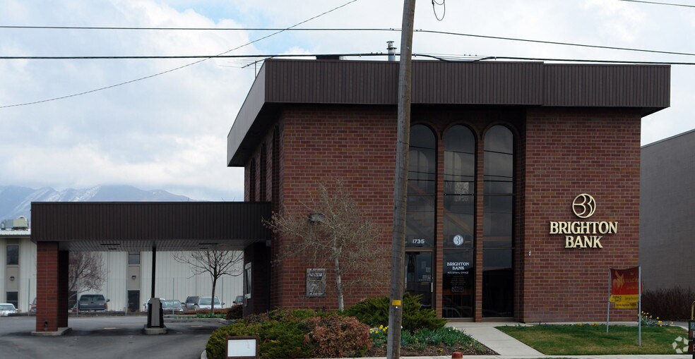 Primary Photo Of 1735 S 300 W, Salt Lake City Auto Dealership For Lease