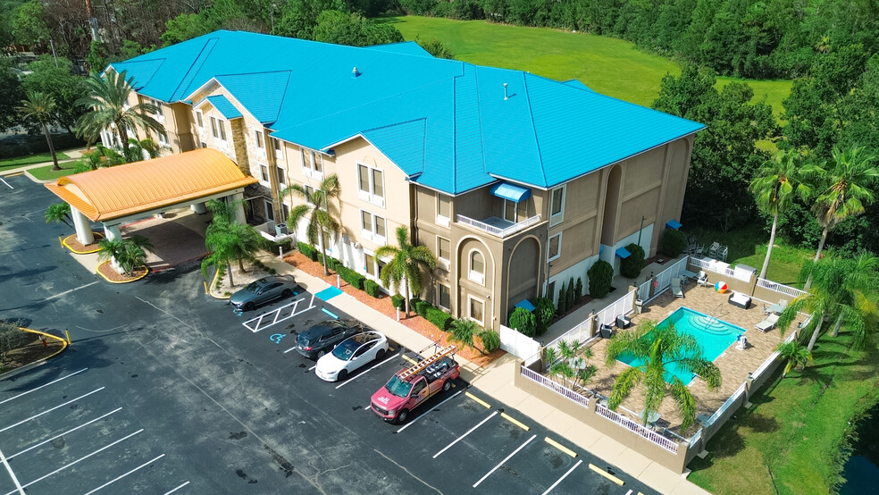 More Photos Of 90 Professional Blvd, Daytona Beach Hotel For Sale