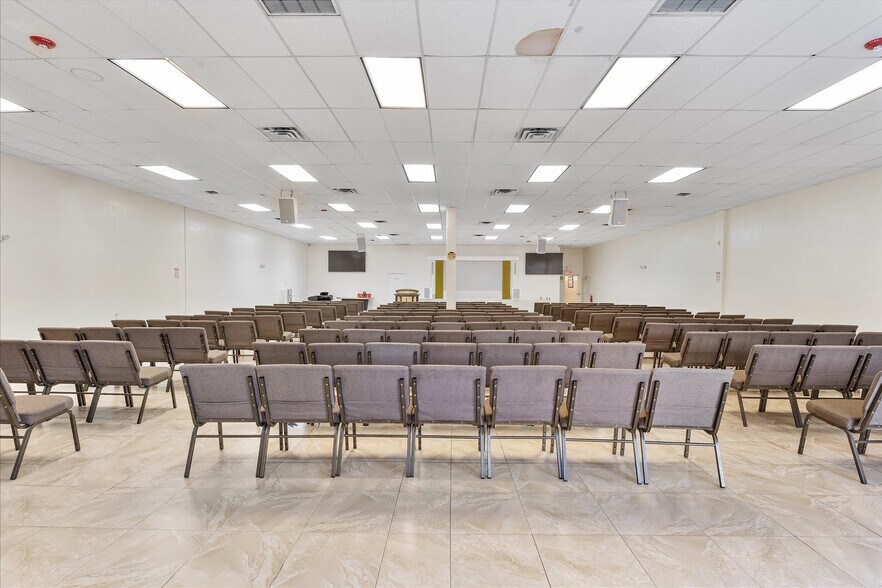 More Photos Of 2647-2699 N State Road 7, Lauderhill Storefront For Lease