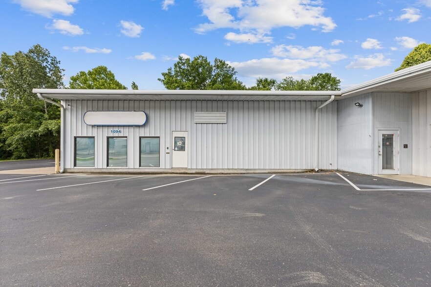 More Photos Of 1094 N Main St, Ashland City Light Manufacturing For Sale