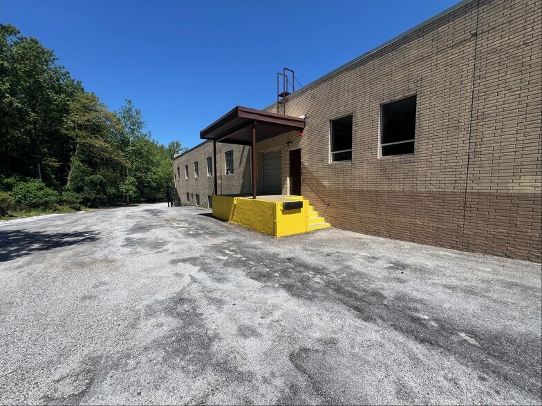 More Photos Of 175 Paterson Ave, Little Falls Industrial For Sale