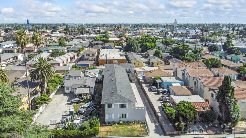 More Photos Of 3364 Elizabeth Ave, Lynwood Apartments For Sale
