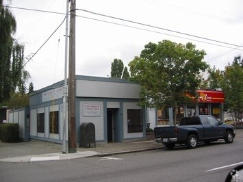 Primary Photo Of 5048 Roosevelt Way NE, Seattle Office For Lease